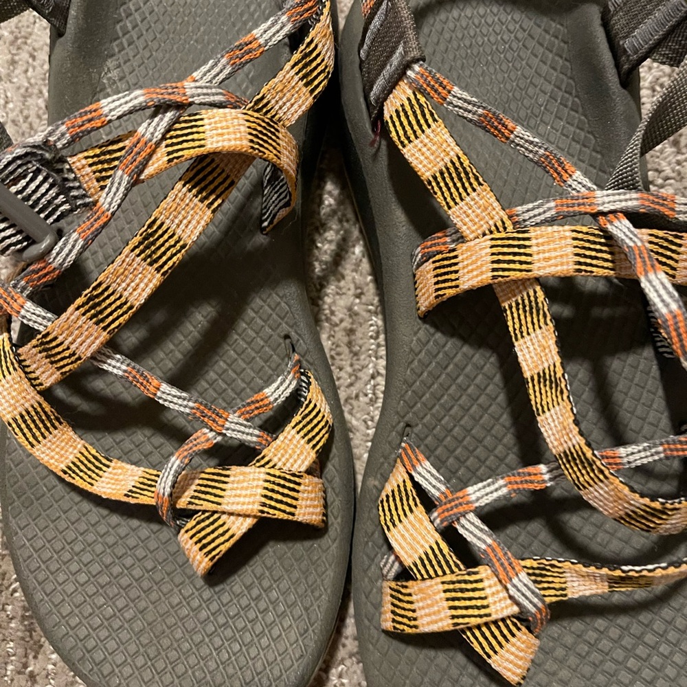 Chacos - Picture 3 of 3